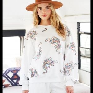 Fantastic Fawn White Multicolor Leopard Sweatshirt